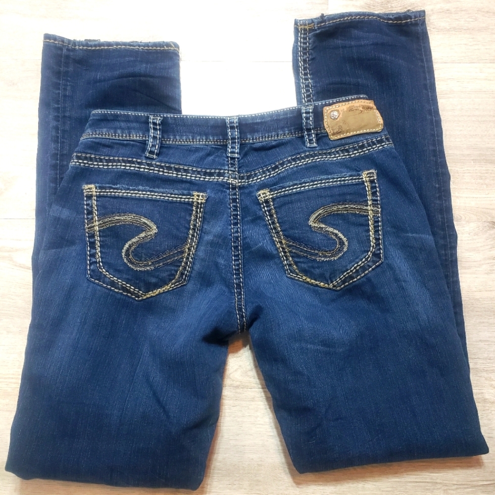 Silver Jeans..Suki High Straight Jeans..31x34